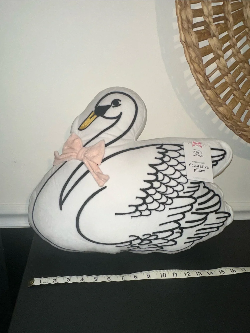 NWT White Swan Decorative Pillow with Pink Bow